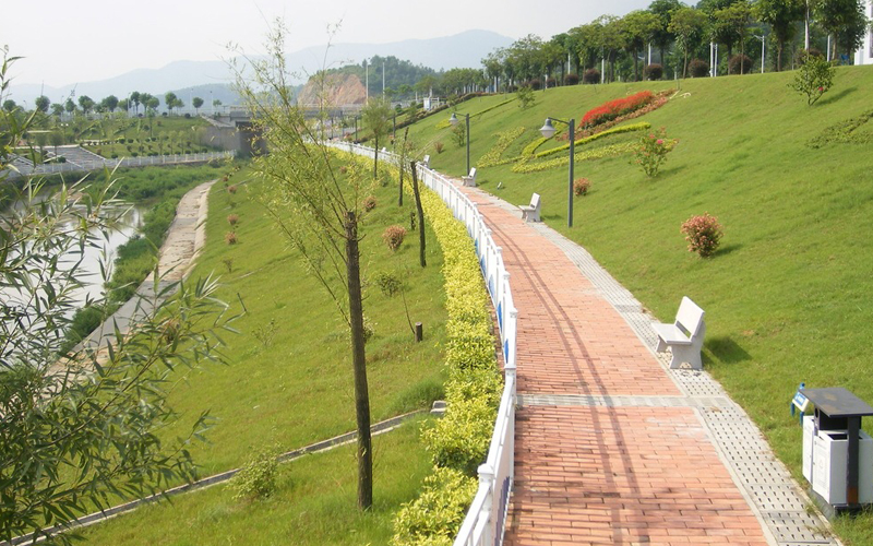 园林道路砖铺设